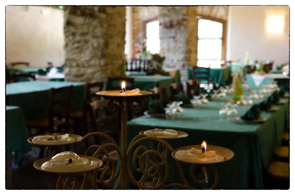 בית כפרי פיאנה דלי אלבנזי Agriturismo Sant'Agata