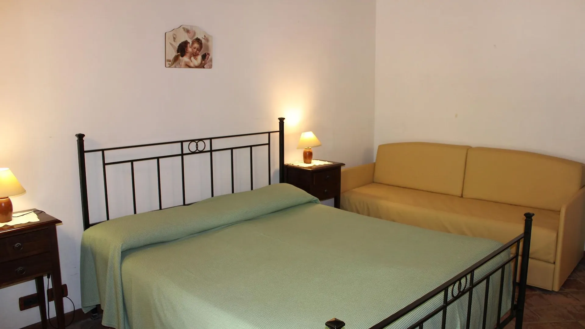 פיאנה דלי אלבנזי Agriturismo Sant'Agata 0*, פיאנה דלי אלבנזי
