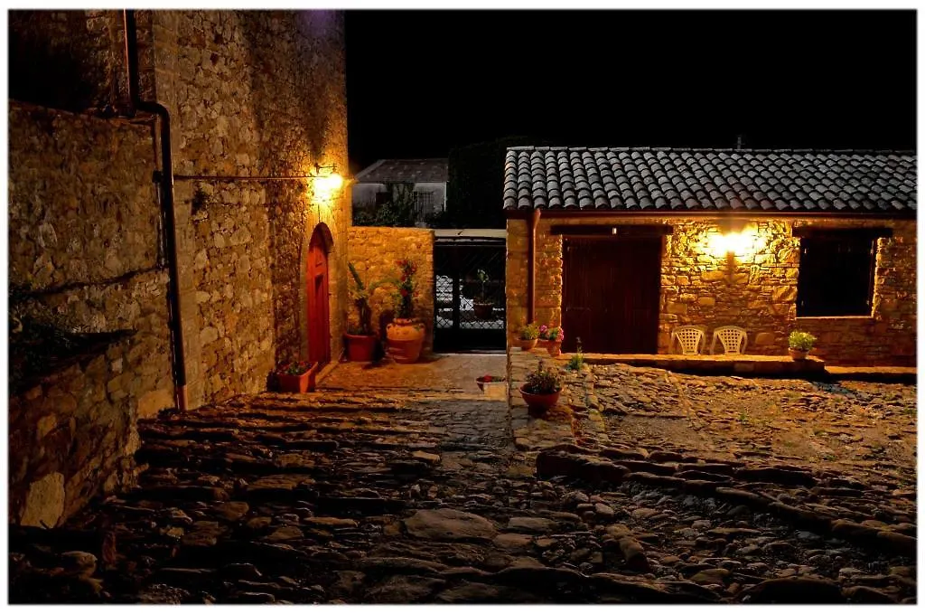 פיאנה דלי אלבנזי Agriturismo Sant'Agata פיאנה דלי אלבנזי